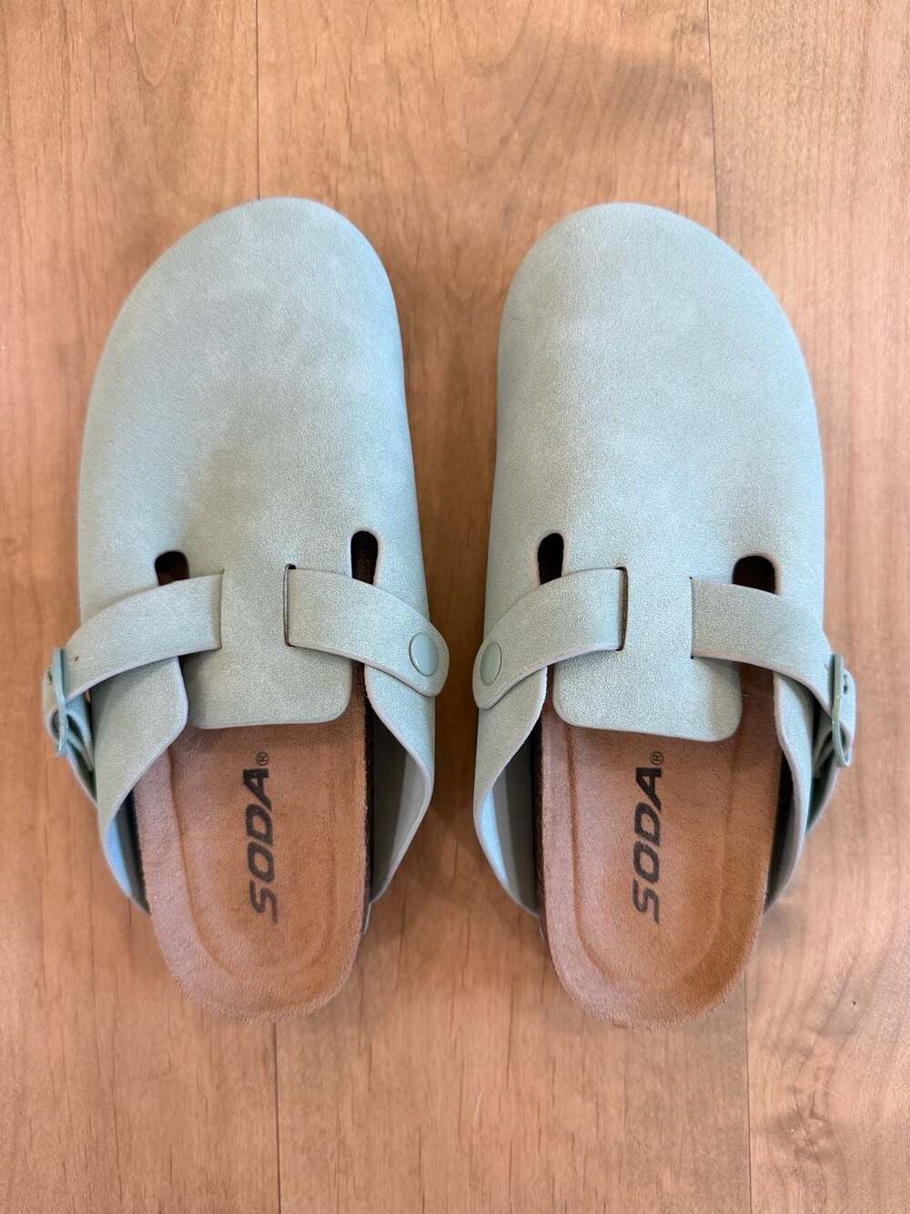 SODA Light Green Suede Buckle Strap Closed Toe Clog Mules Sz 5.5